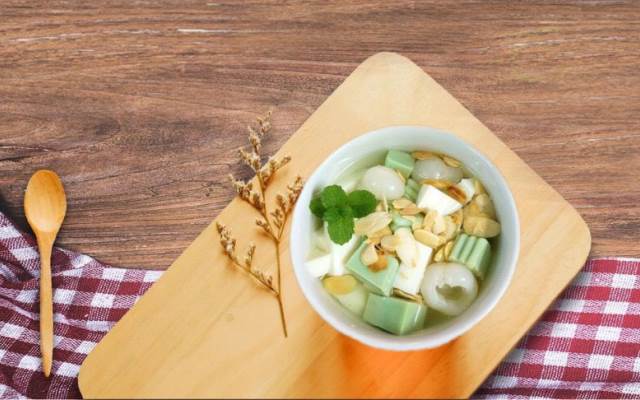 Chè Ngon Hà Nội & Món Ngon Đường Phố - Tô Hiệu tại 297 Tô Hiệu, Quận Cầu Giấy, Hà Nội